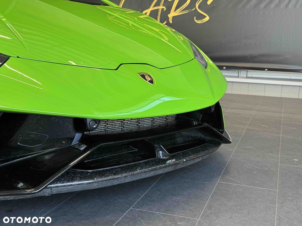 Lamborghini Huracan Performante - 27