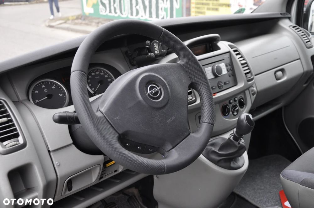 Opel Vivaro L1H1 2.9t - 22