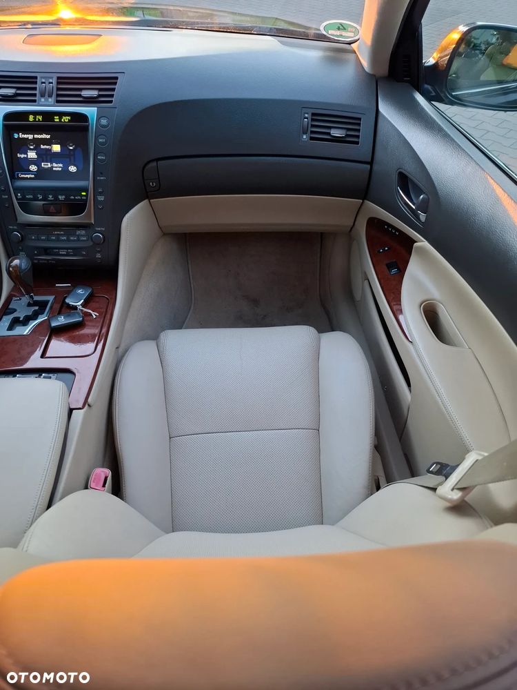 Lexus GS 450h Prestige + - 13