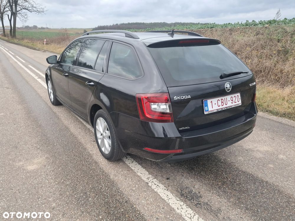 Skoda Octavia 1.6 TDI Premium Edition - 4