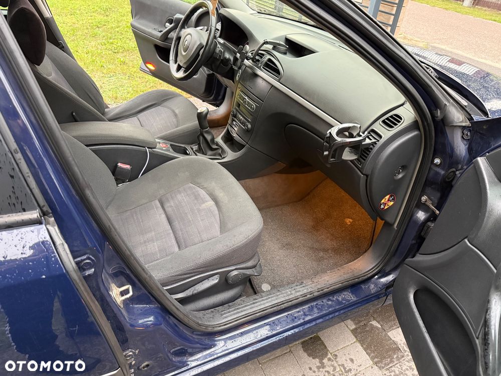 Renault Laguna 1.6 16V Expression - 10