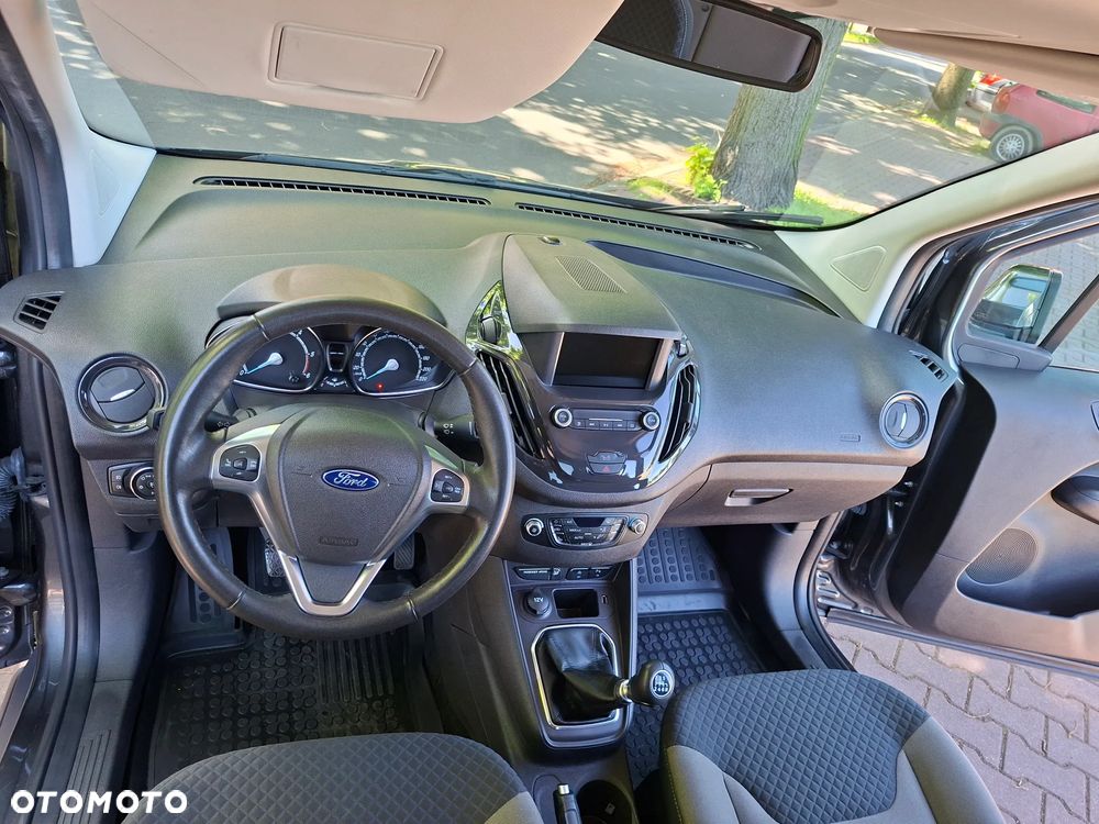 Ford Tourneo Courier 1.5 TDCi S&S Titanium - 25