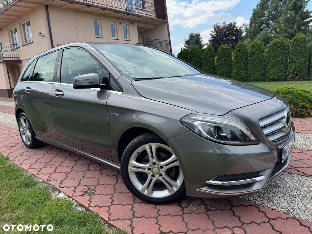 Mercedes-Benz Klasa B 180 CDI (BlueEFFICIENCY) - 4