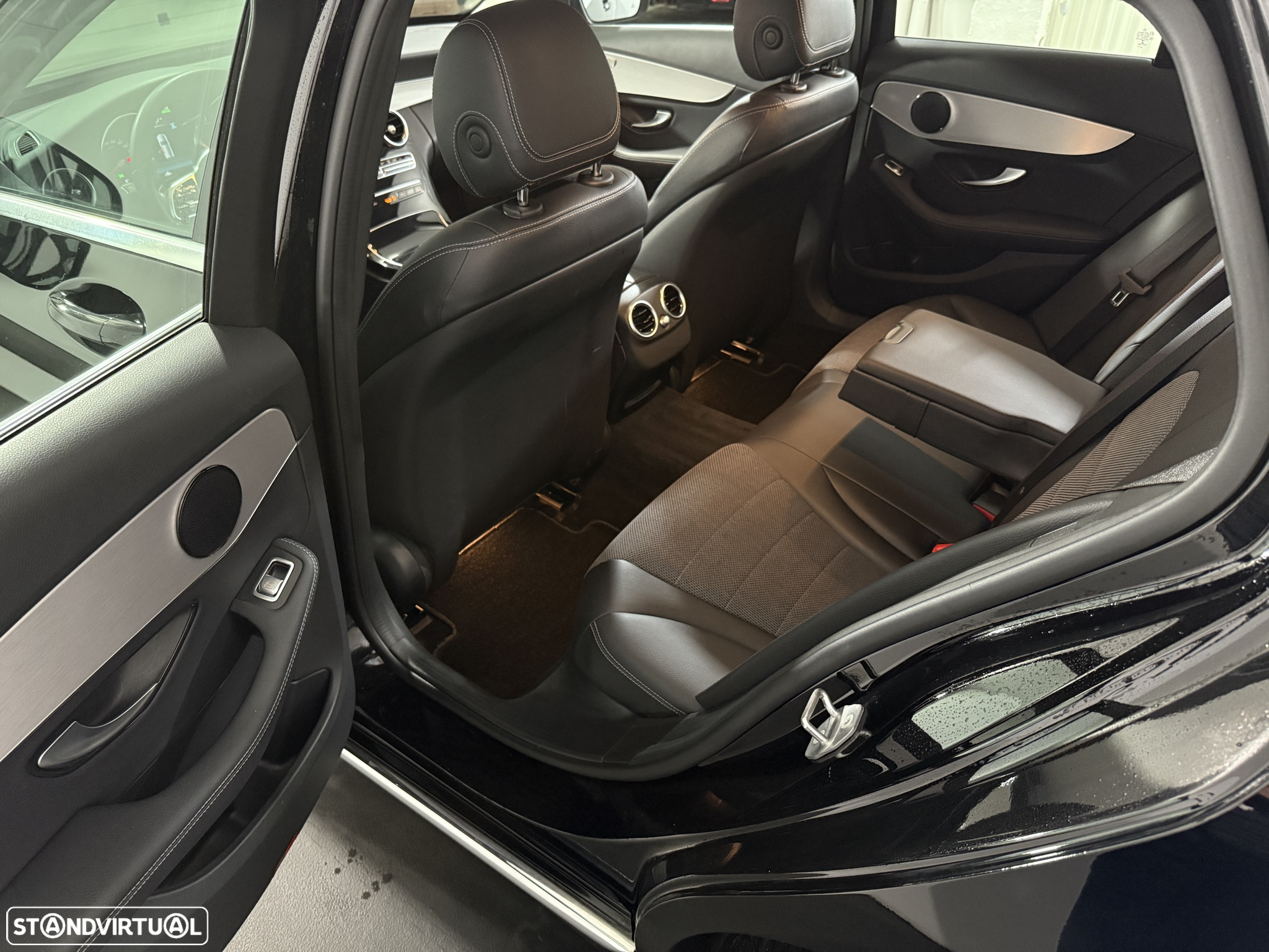 Mercedes-Benz C 300 de Avantgarde - 15