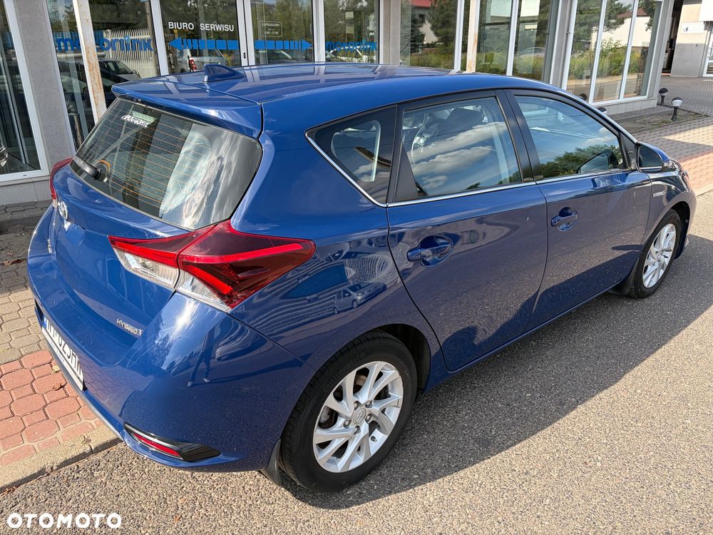 Toyota Auris - 11