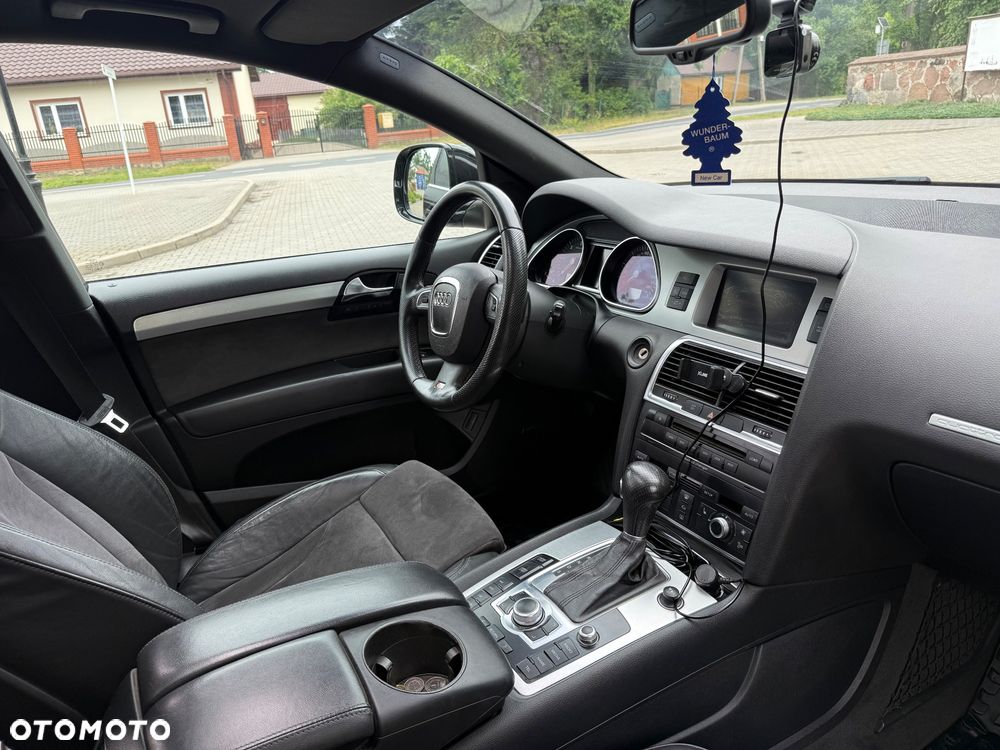 Audi Q7 - 19