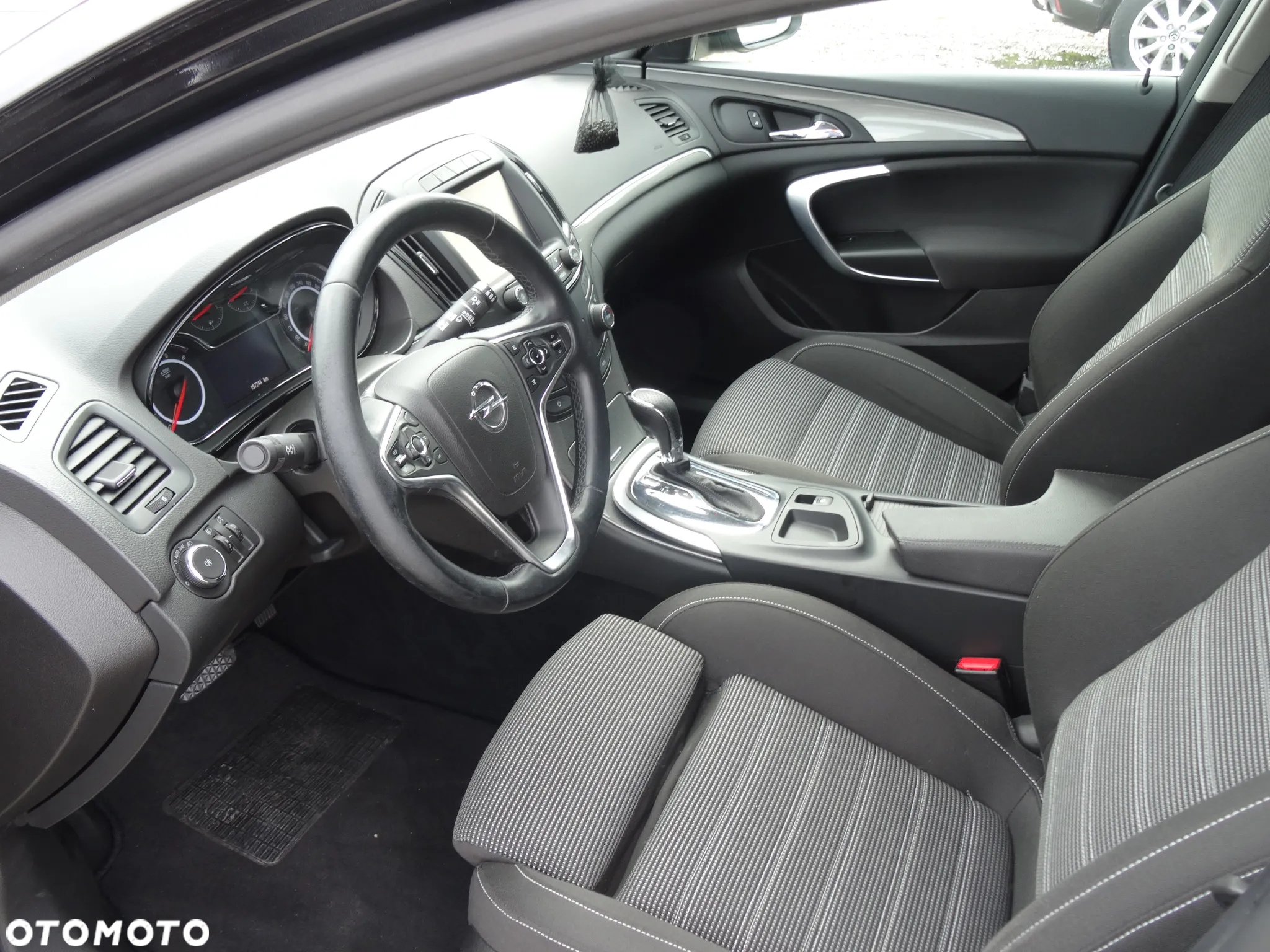 Opel Insignia 2.0 CDTI automatik Edition - 13