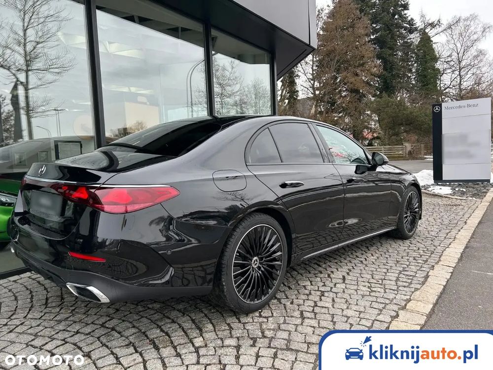 Mercedes-Benz Klasa E 220 d mHEV 4-Matic AMG 9G-Tronic - 4