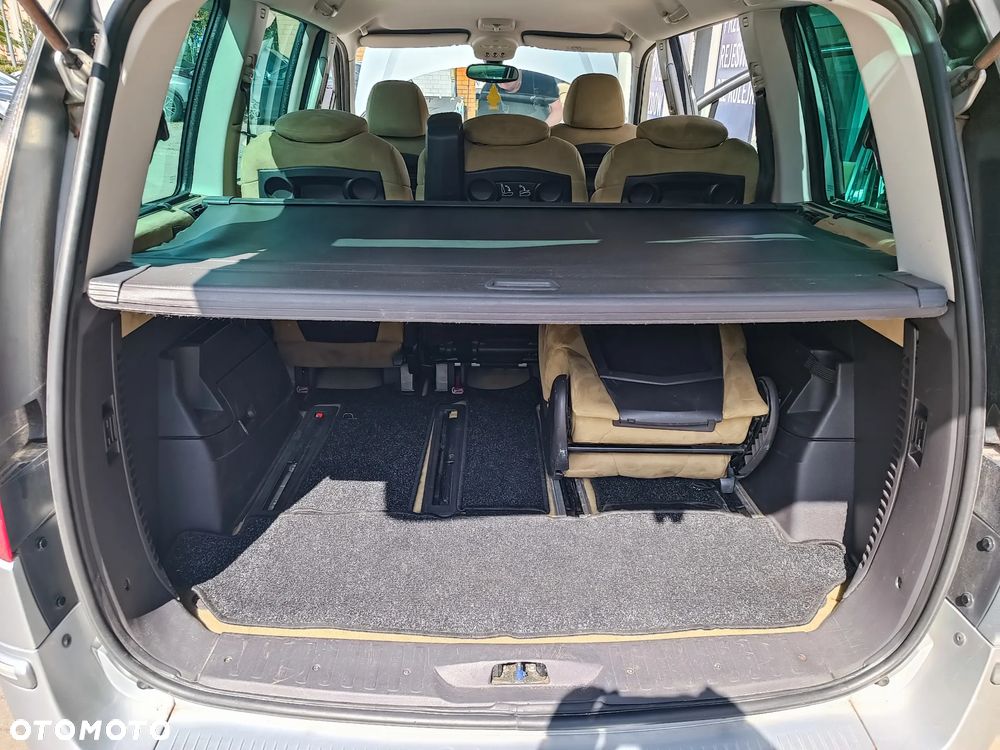 Lancia Phedra 2.0 Multijet 16v DPF Executive - 24
