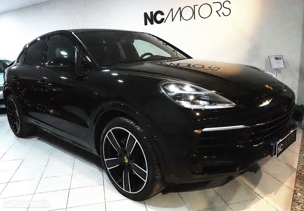 Porsche Cayenne Coupé E-Hybrid Tiptronic S Platinum Edition - 4