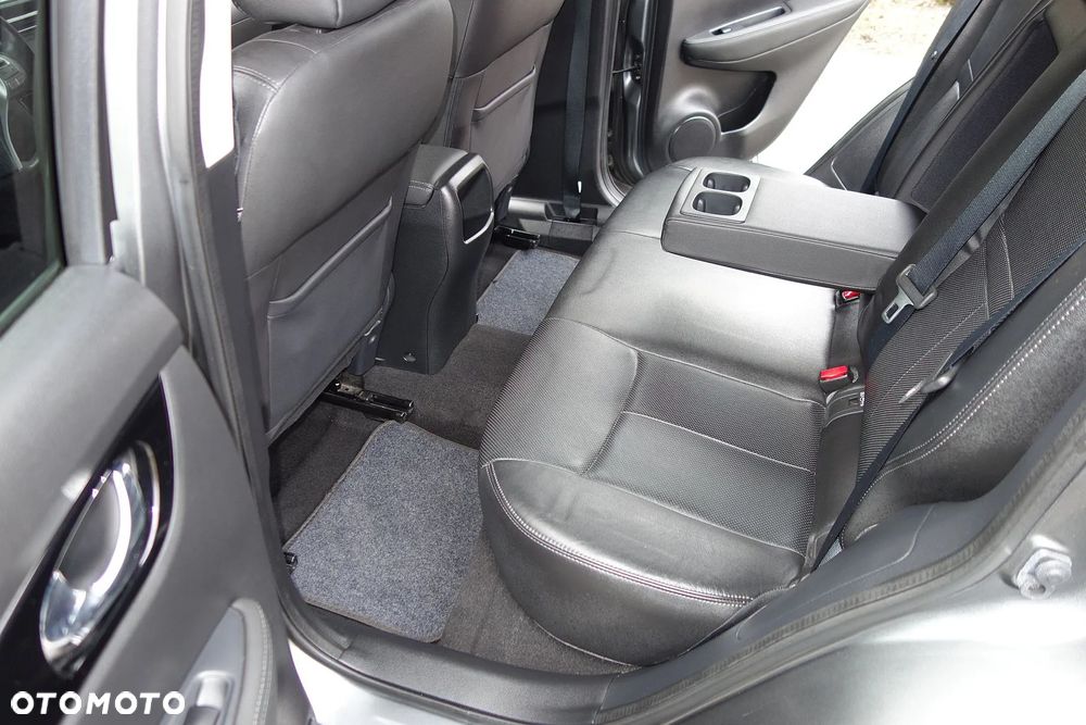 Nissan Qashqai 1.6 DIG-T Tekna - 33