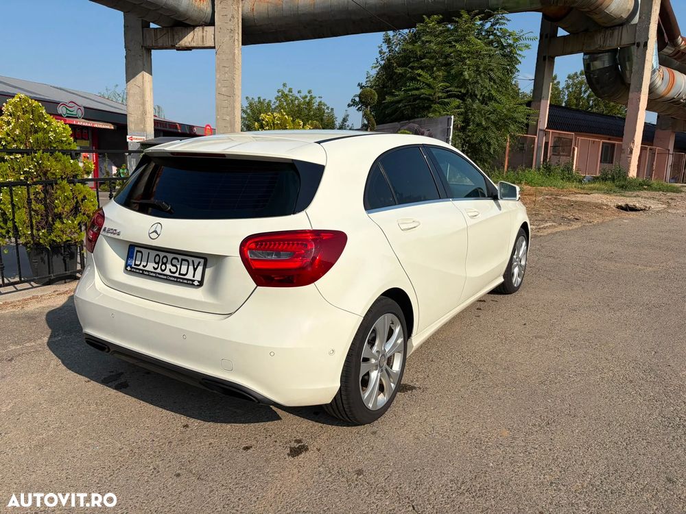 Mercedes-Benz A 200 d 7G-DCT - 9