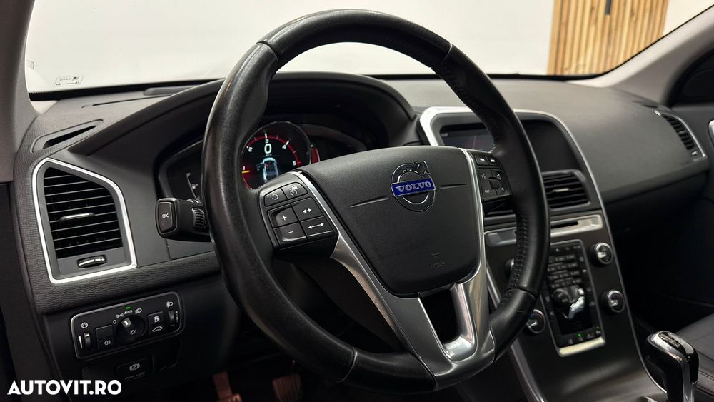 Volvo XC 60 D4 Summum - 19