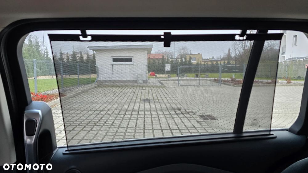 Ford Grand C-MAX 1.6 TDCi Titanium - 28