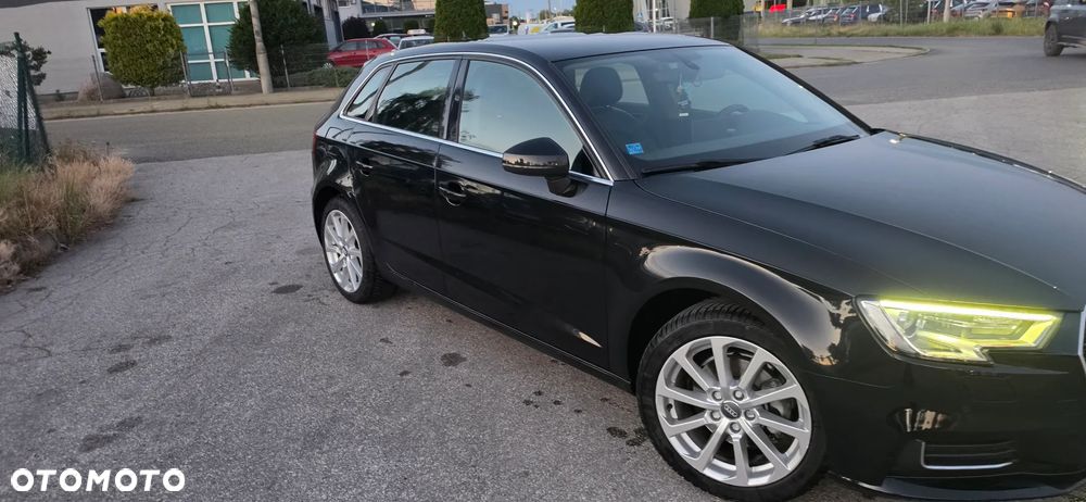 Audi A3 Sportback - 3