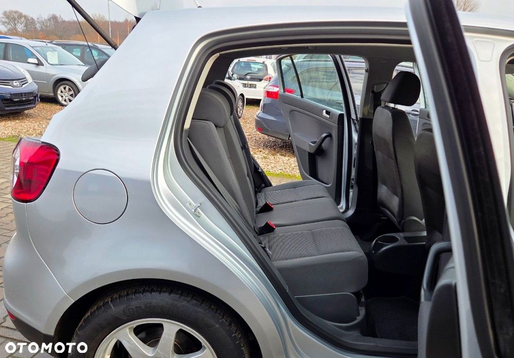 Volkswagen Golf Plus - 27
