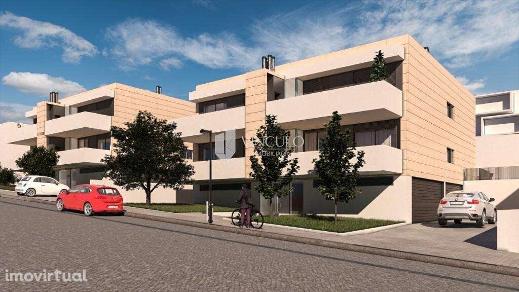 Apartamento T3 Braga - Primeiro piso com logradouro - Grande imagem: 2/3