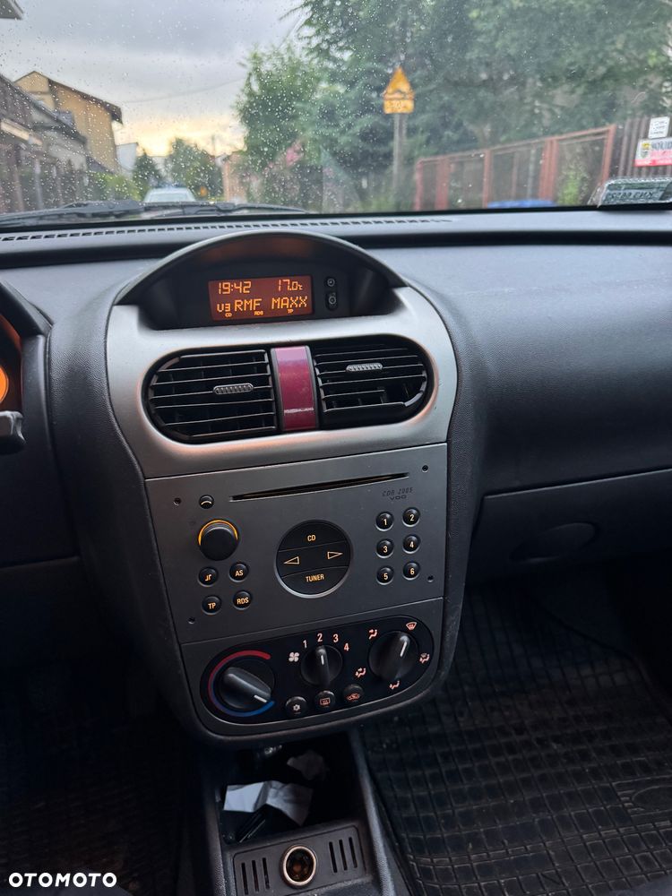 Opel Corsa - 6