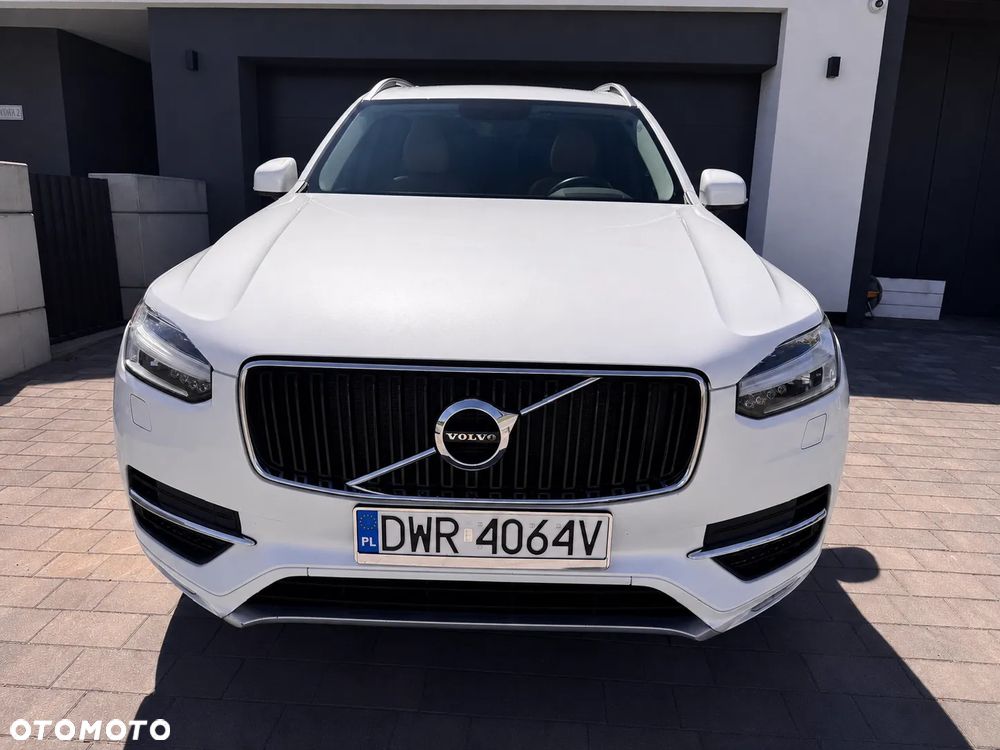 Volvo XC 90 - 7
