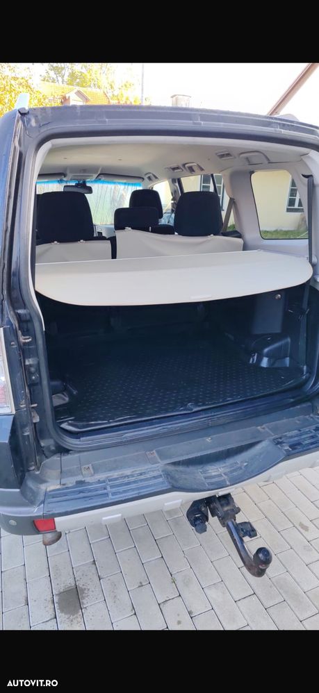 Mitsubishi Pajero LWB 3.2 DI-D Invite+ M/T - 16