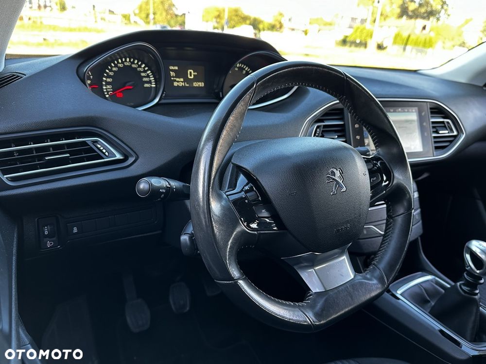 Peugeot 308 125 THP Active - 31