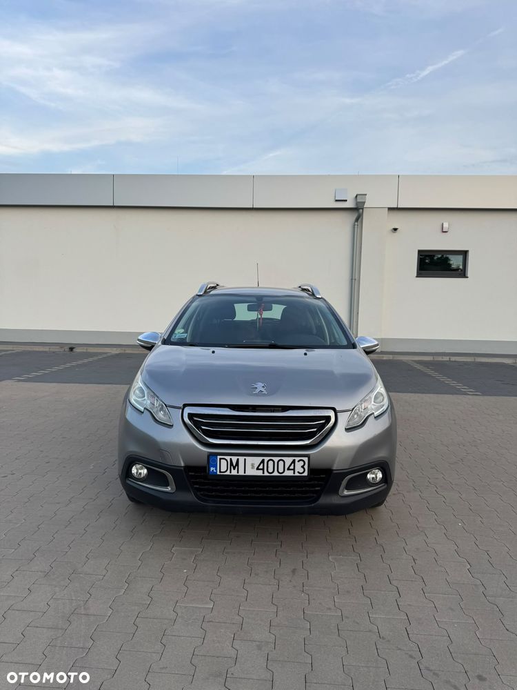 Peugeot 2008 1.6 e-HDi Style S&S - 8