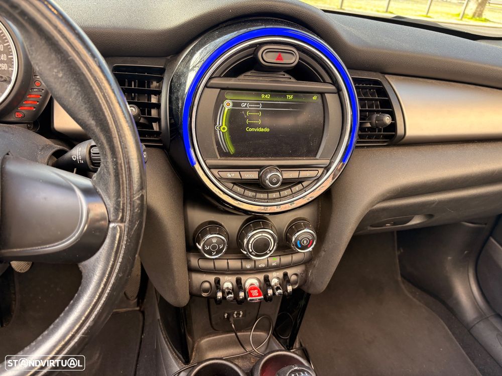 MINI Cabrio Cooper - 17