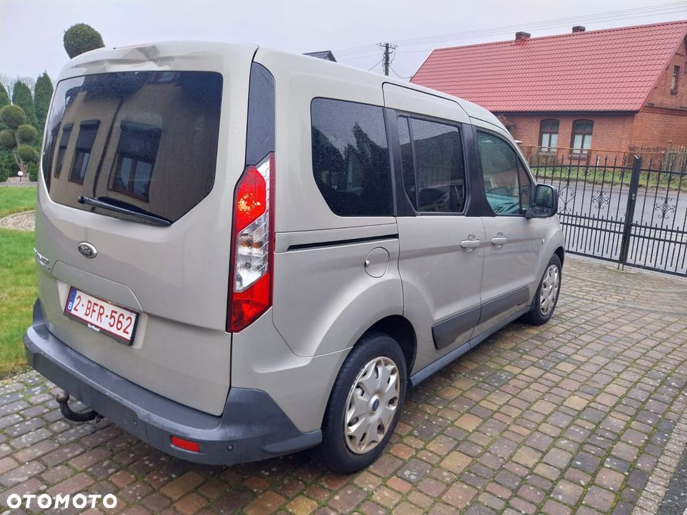 Ford Tourneo Connect - 20