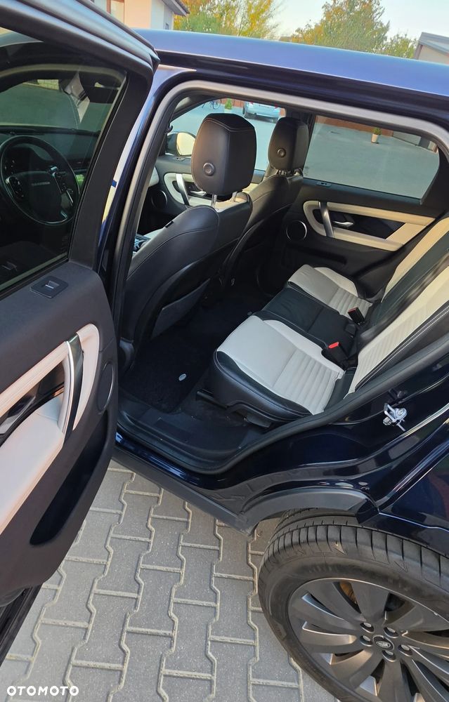 Land Rover Discovery Sport - 18