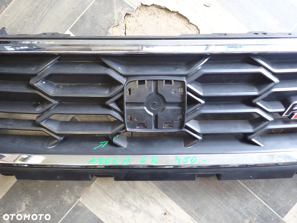 SEAT ARONA FR GRILL 6F9 853 654 A - 4