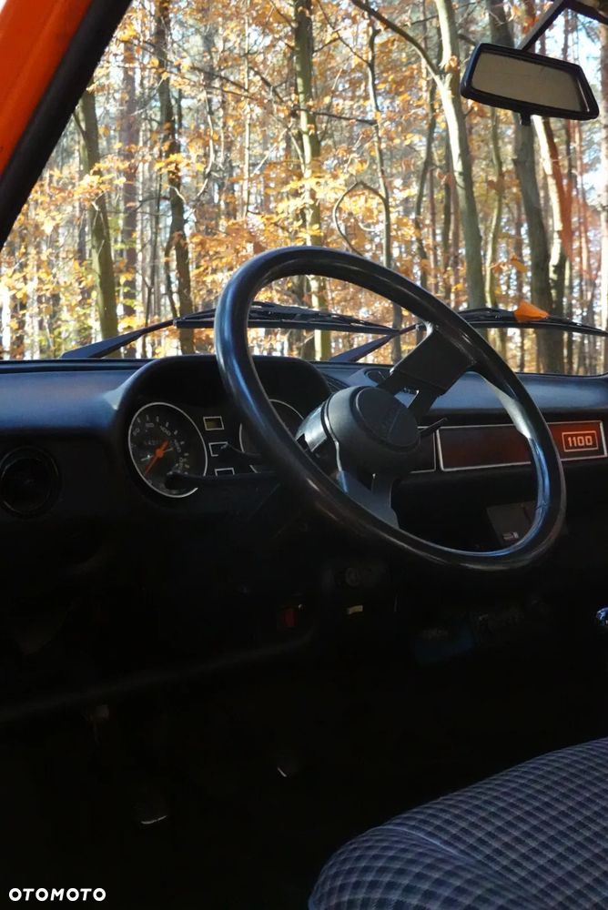 Zastava 1100 - 25