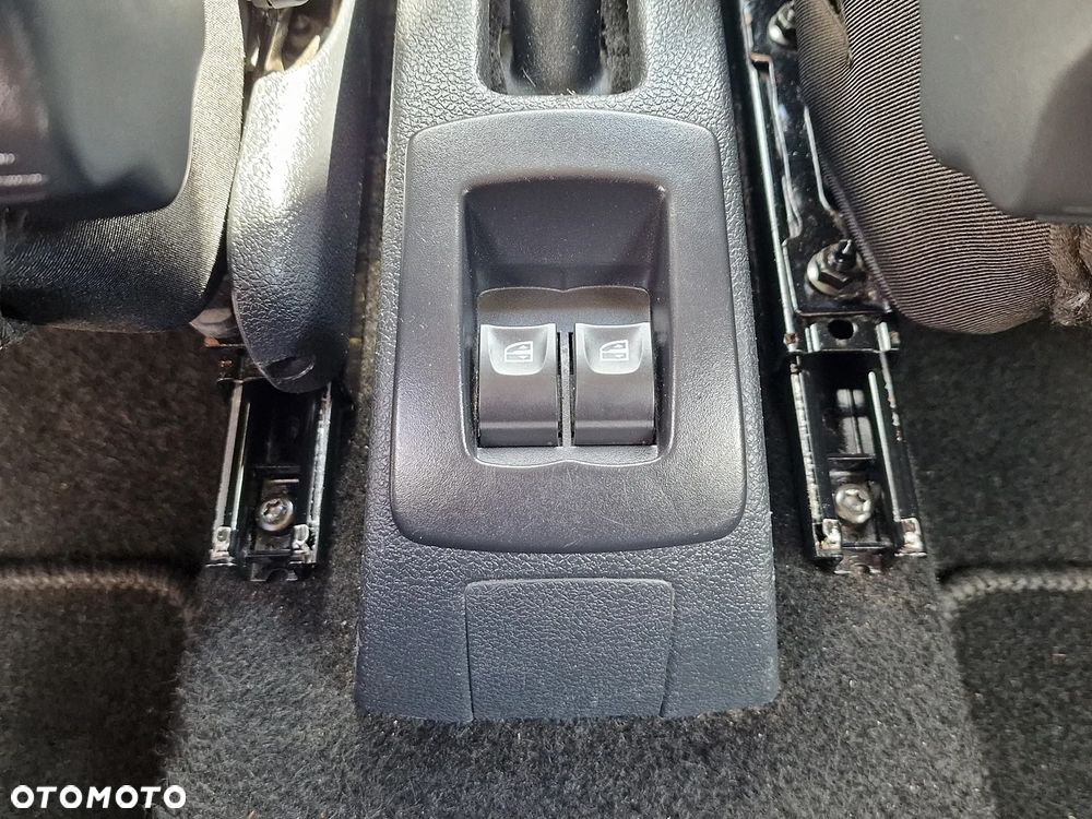 Dacia Sandero Stepway dCi 90 (S&S) Celebration - 11