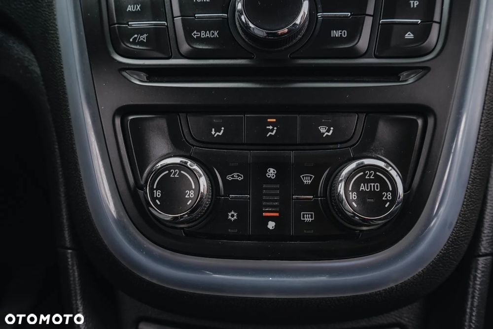 Opel Mokka ver-1-4-t-cosmo-eu6 - 25