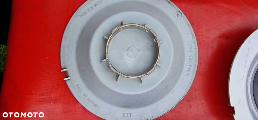 VW Dekiel emblemat  model do alu felg 143mm, komplet 7D0.601.149A - 2