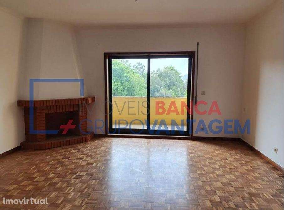 APARTAMENTO T2 - PENAFIEL - Grande imagem: 5/16
