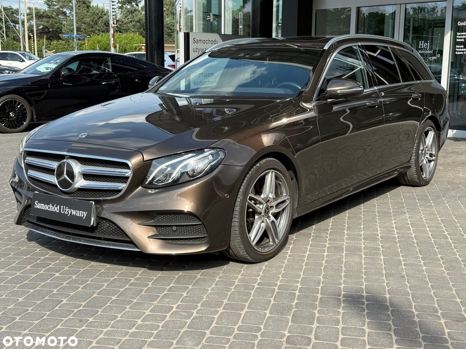 Mercedes-Benz Klasa E 200 9G-TRONIC - 1