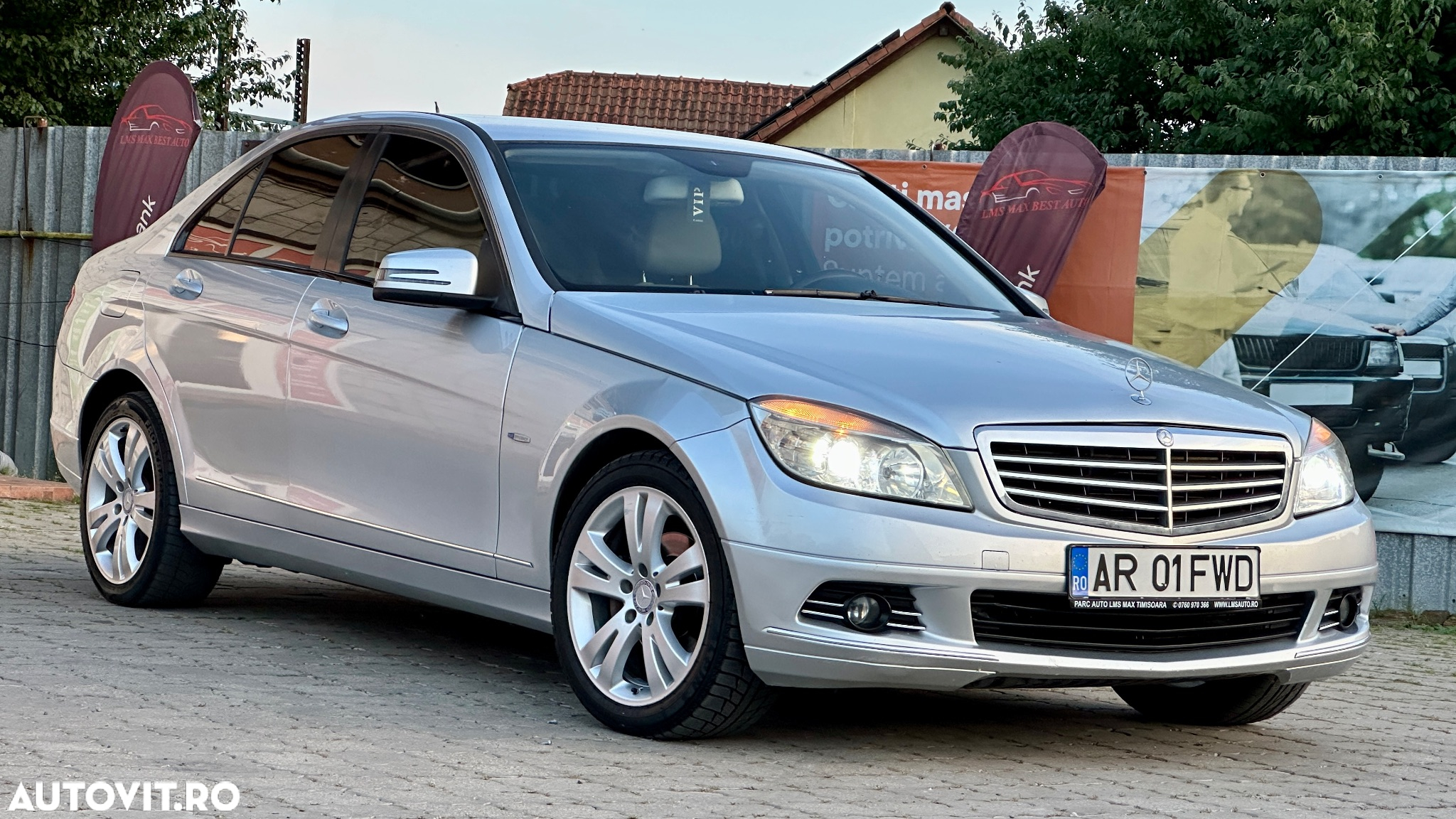 Mercedes-Benz C - 9
