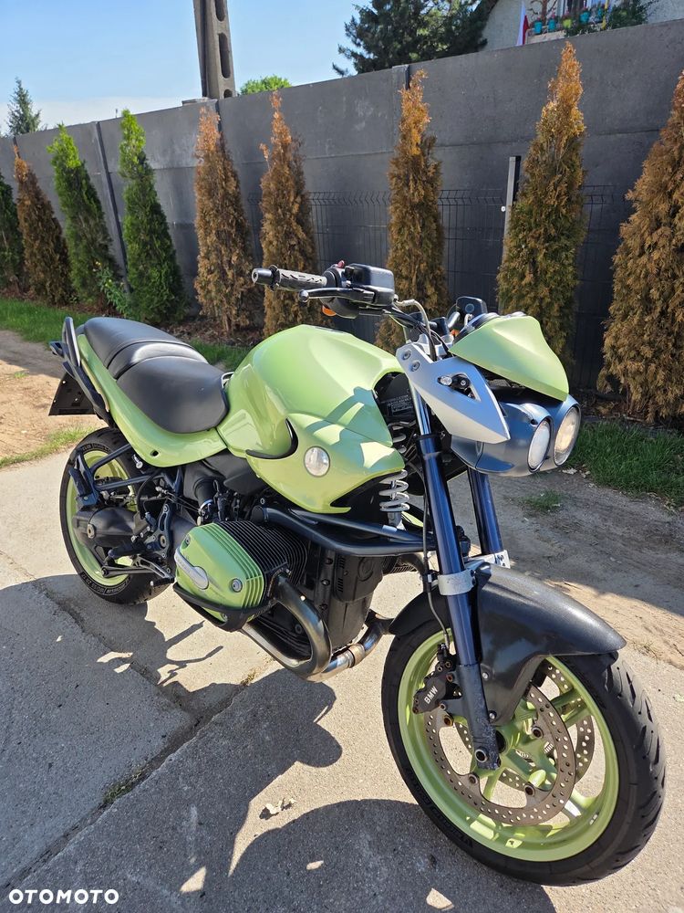 BMW R - 1