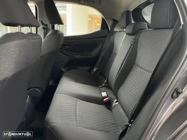Toyota Yaris 1.0 VVT-i Comfort Plus - 11
