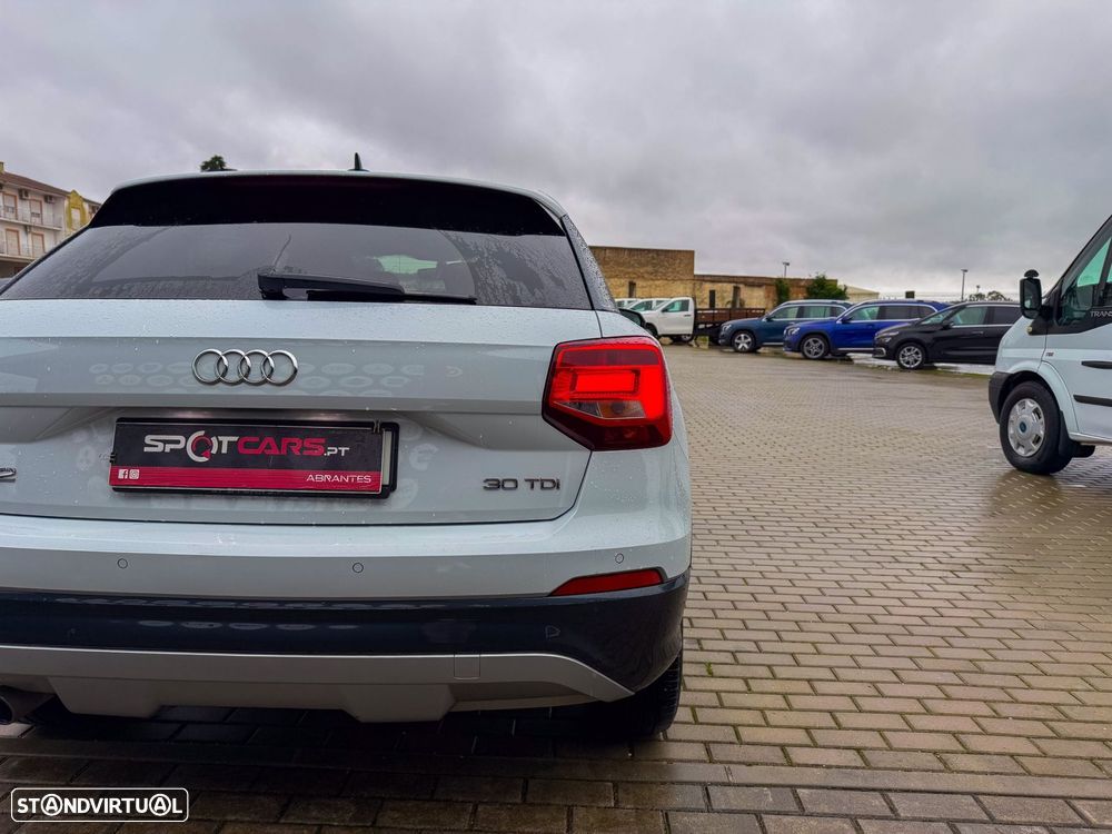 Audi Q2 30 TDI S tronic - 32