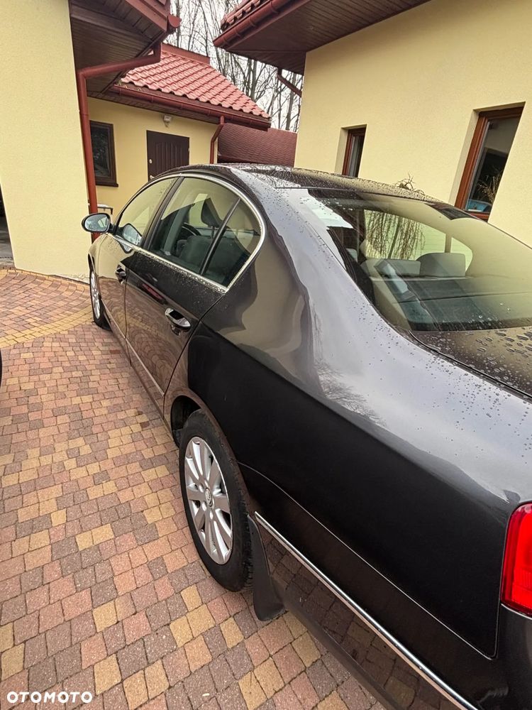 Volkswagen Passat 1.8 TSI Comfortline - 7