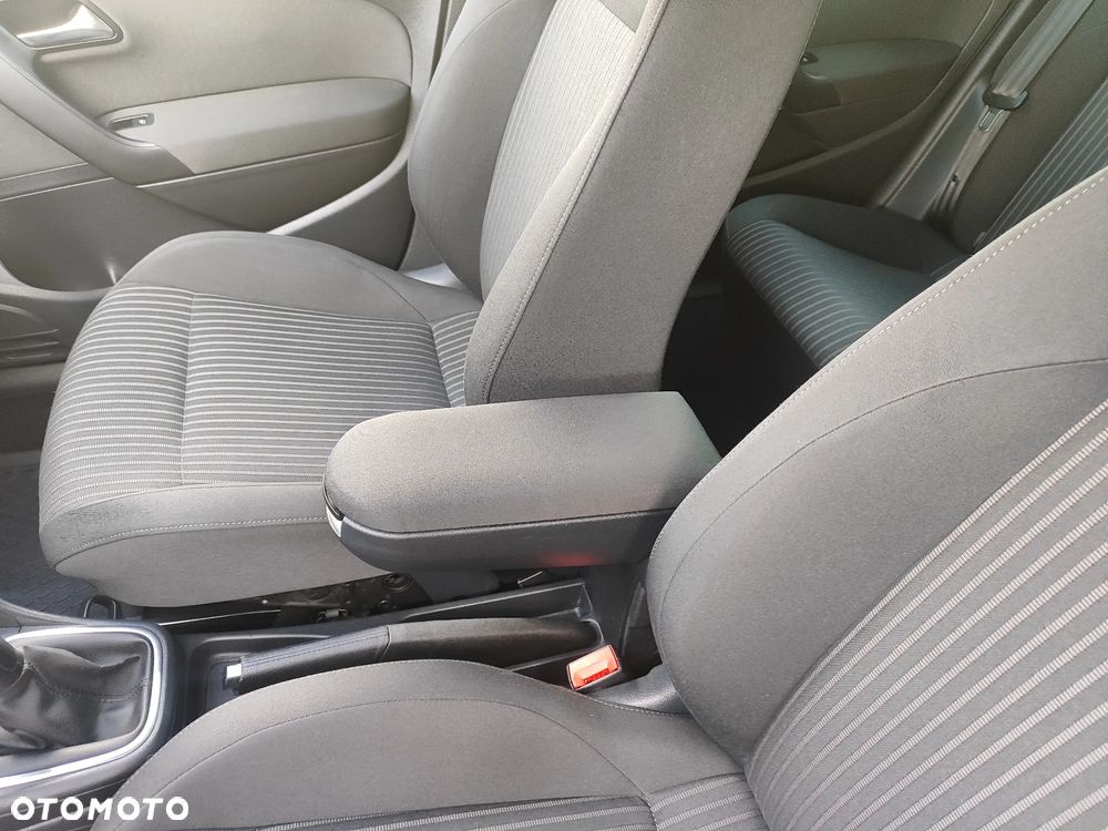 Volkswagen Polo - 37
