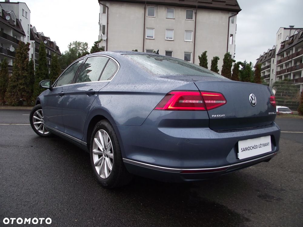 Volkswagen Passat 2.0 TDI BMT Highline DSG - 10