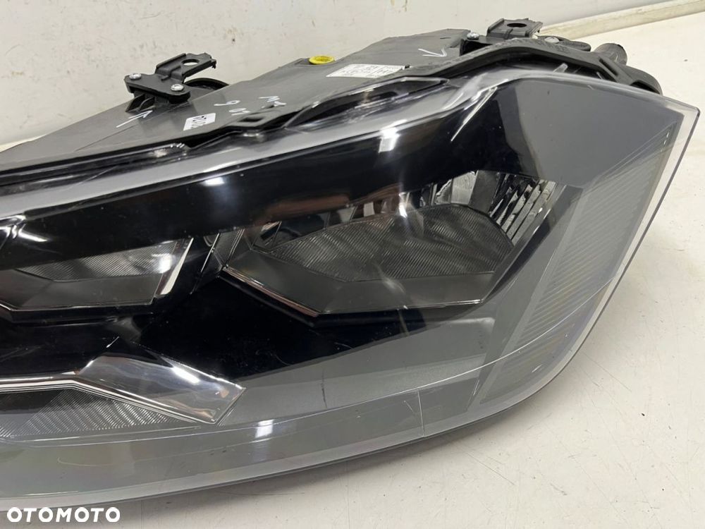 Lampa reflektor VW Polo 6 VI 2g 17-21r. LEWA przednia zwykła H7 lewy przód zamiennik TYC - 8