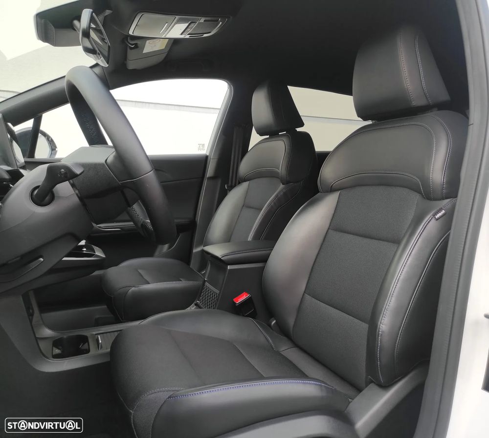 MG MG4 77 kWh Extended Range Luxury - 19