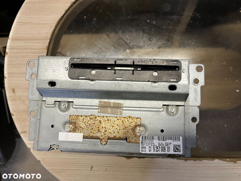 BMW F10 F11 NAWIGACJA CZYTNIK 9257009 - 1