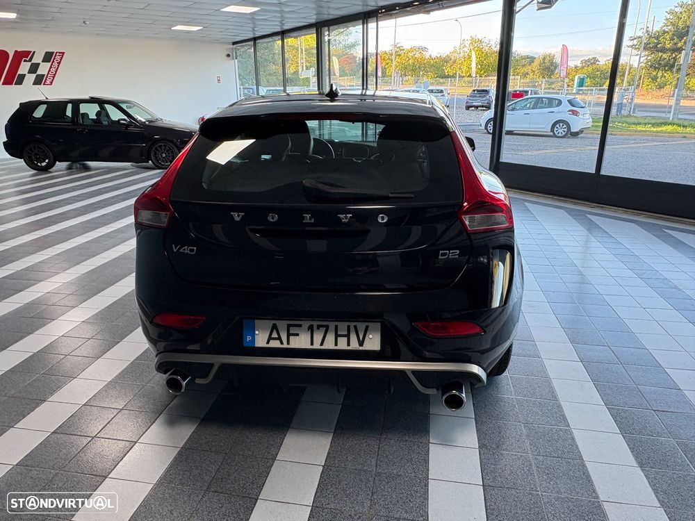 Volvo V40 2.0 D2 R-Design Momentum - 5