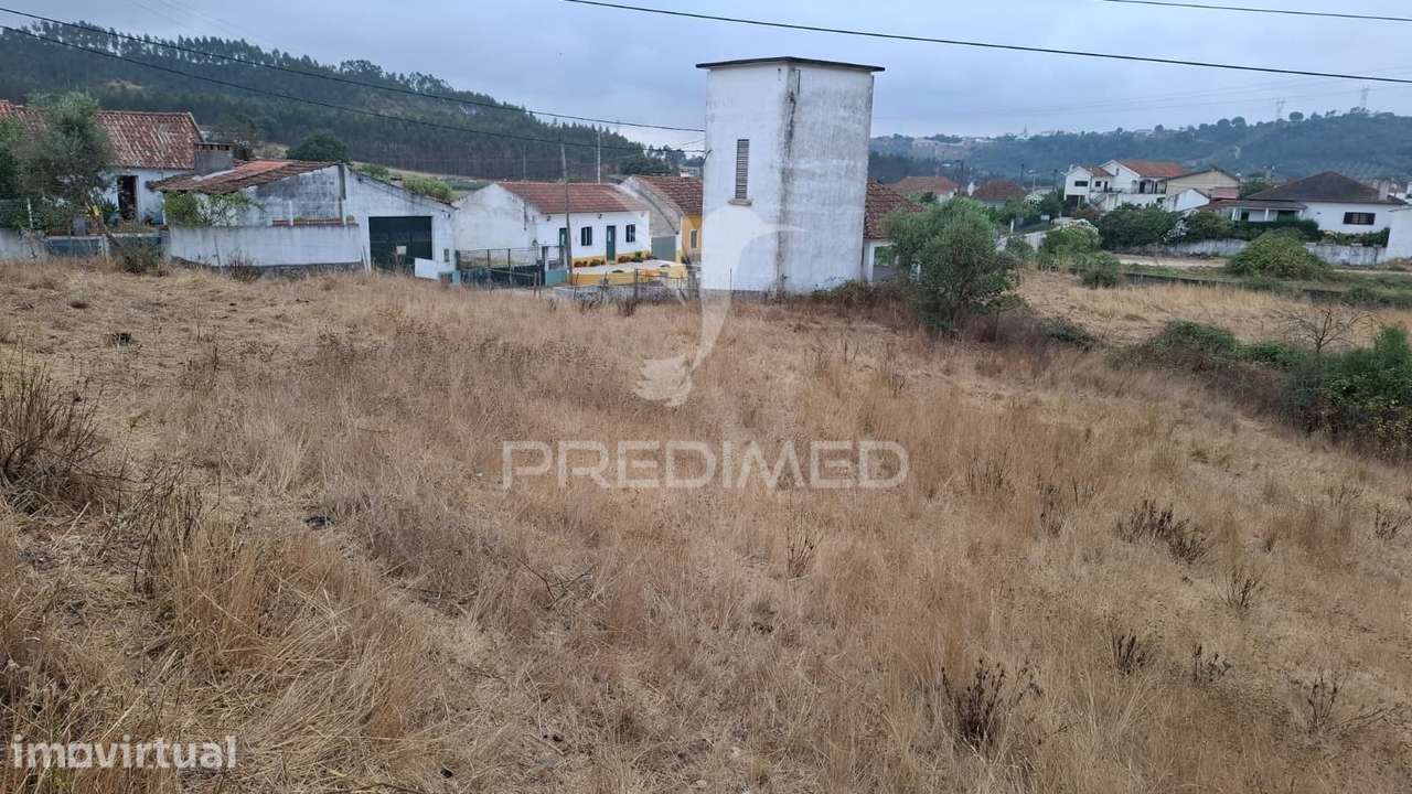 Terreno Urbano em Arneiro de Tremês, Santarém. - Grande imagem: 3/11