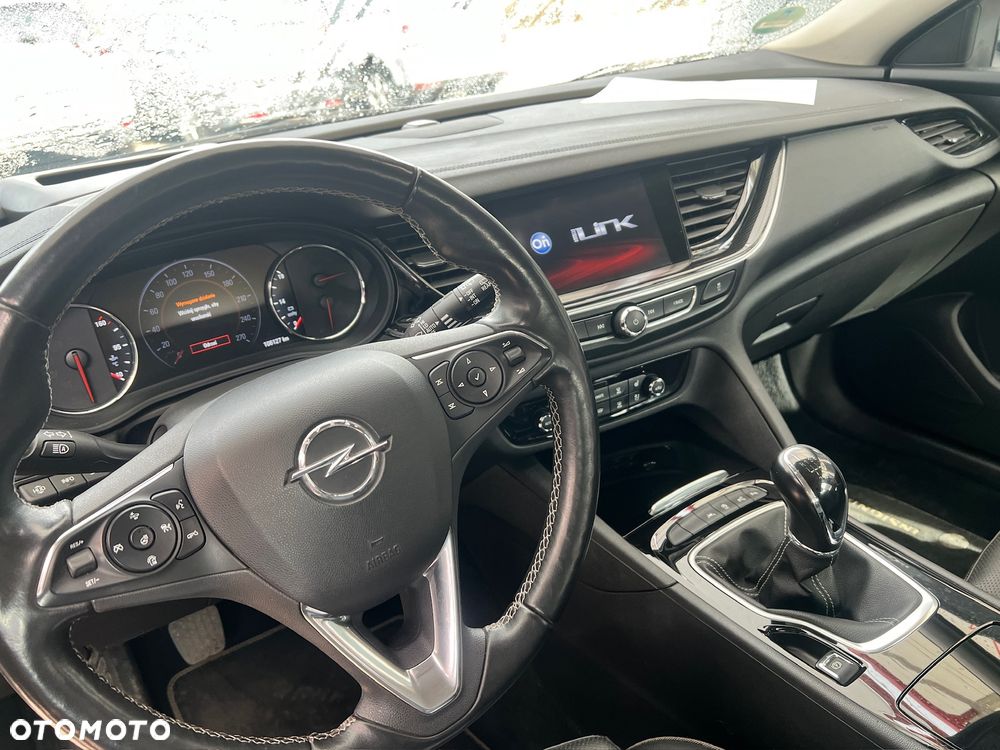 Opel Insignia 2.0 CDTI 4x4 ecoFLEX Start/Stop Business Innovation - 31
