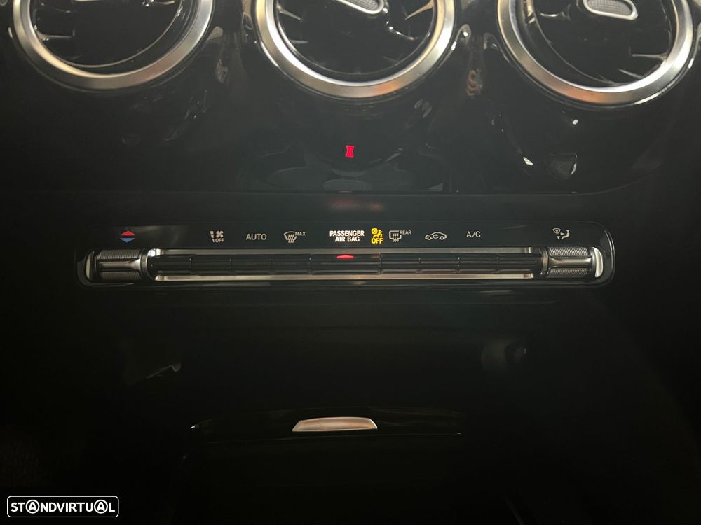 Mercedes-Benz A 180 - 20